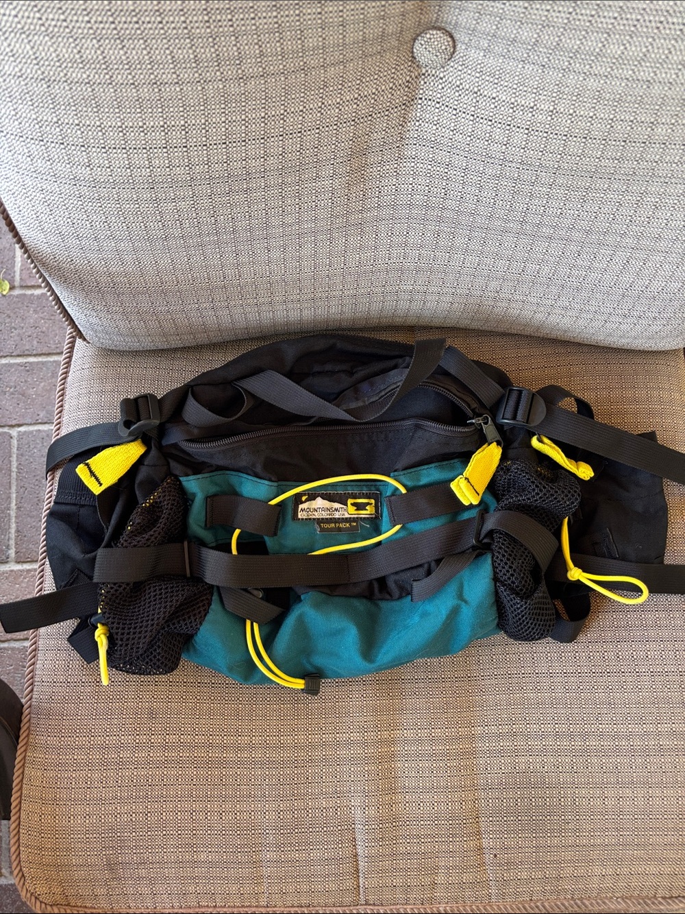MountainSmith Trail Teal and Black Waist Pack with Yellow Accents